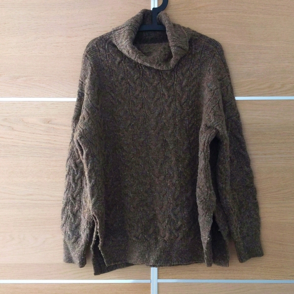 Banana Republic oversized sweater, size M - Picture 1 of 7
